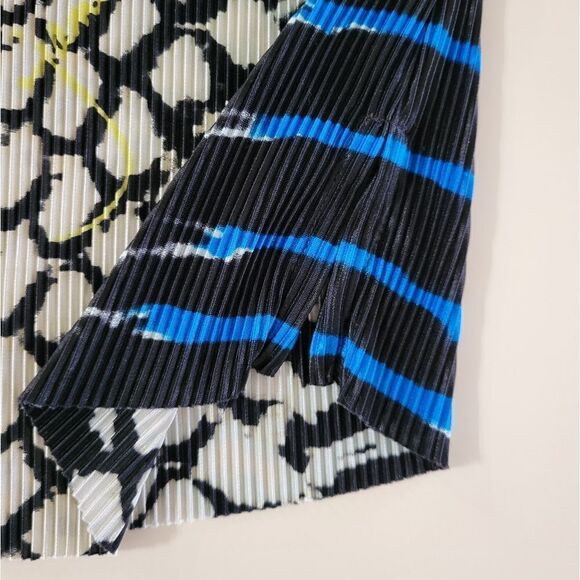 Jamie Sadock Women's Sleeveless Snake Pattern Golf Top - Picture 9 of 13